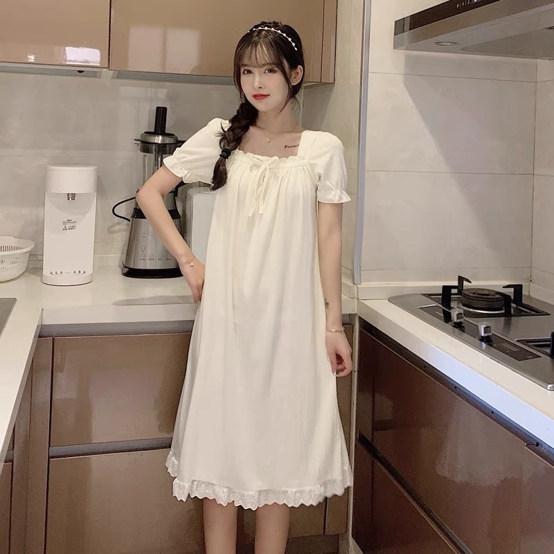 Váy ngủ tiểu thư cổ vuông phối ren đáng yêu, Váy ngủ dáng xuông bánh bèo | BigBuy360 - bigbuy360.vn
