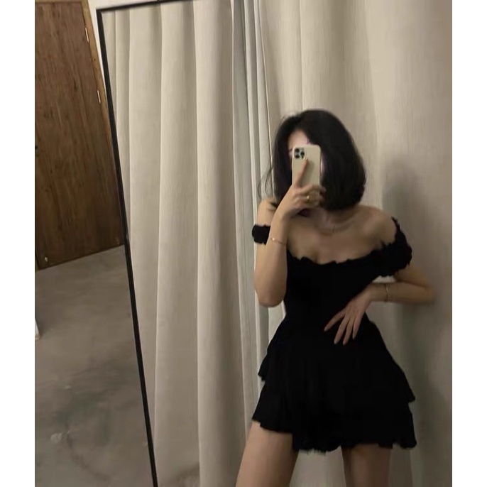 Đầm đen trễ vai thêu hạt nổi, váy đen mặc 2 kiểu