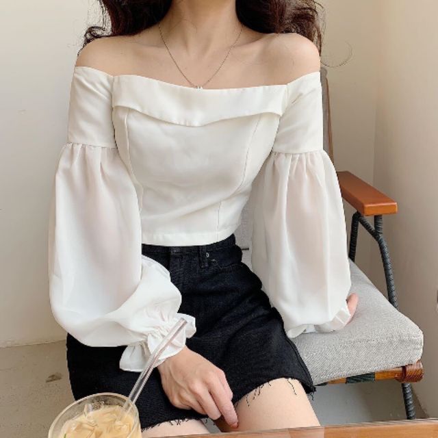 ÁO TRỄ VAI