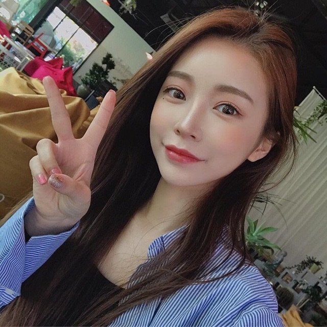 Kem dưỡng Fresh Rose Deep Hydration Face
