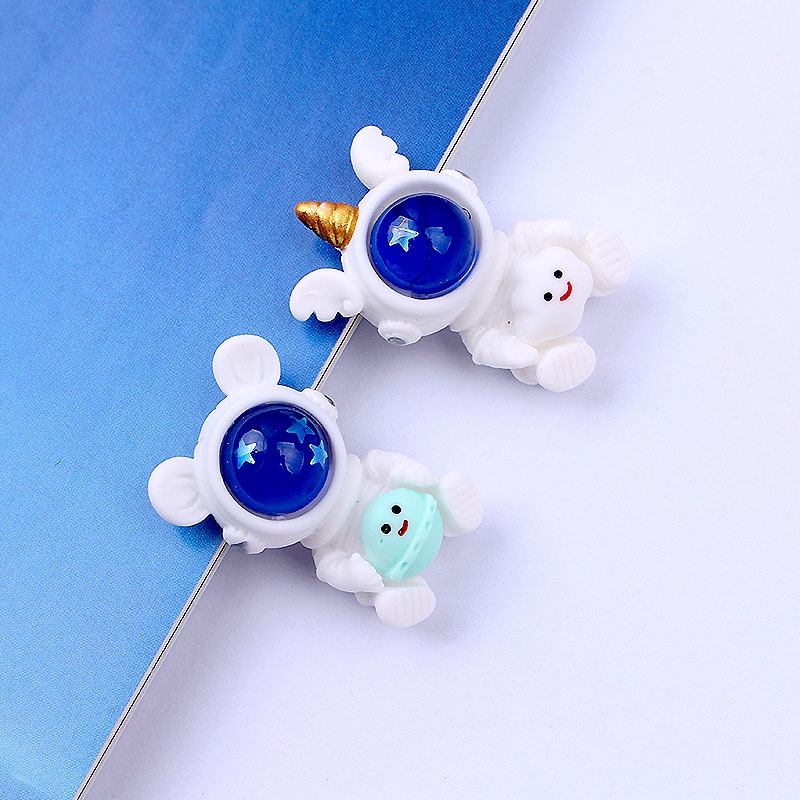 Set 10 Phụ Kiện Trang Trí Móc Khóa Điện Thoại Hình Phi Hành Gia Bằng Resin DIY