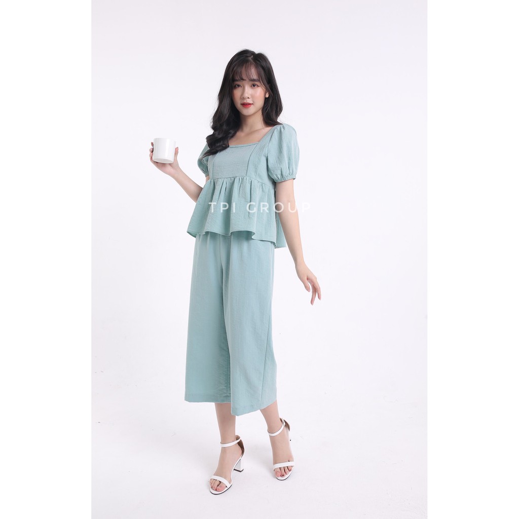 Set bộ đũi áo cổ vuông quần suông lửng cao cấp | BigBuy360 - bigbuy360.vn