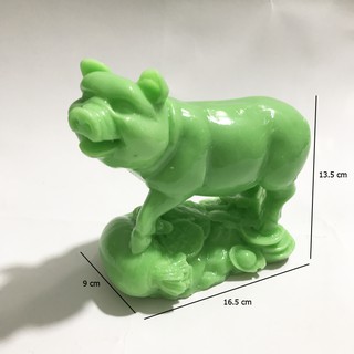 Tượng đá lợn đại màu xanh ngọc
