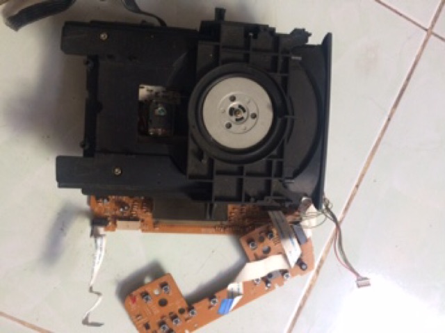 Bán. Ổ đầu đọc CD