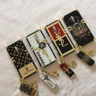 Ốp vuông cao cấp kèm dây xích cho SAMSUNG A10 / M10 /M20/ M30 /A20/ A30/ A10s / A20s/A30s/A50/ A50s....