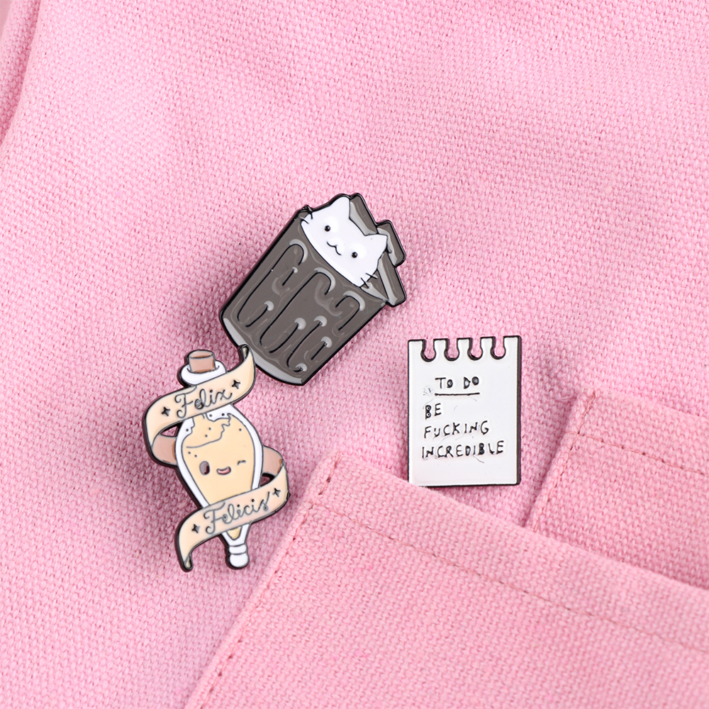 DIACHA Cute Friends Gifts Funny Design White Cat In Trash Can Bag Clothes Accessories Enamel Brooches