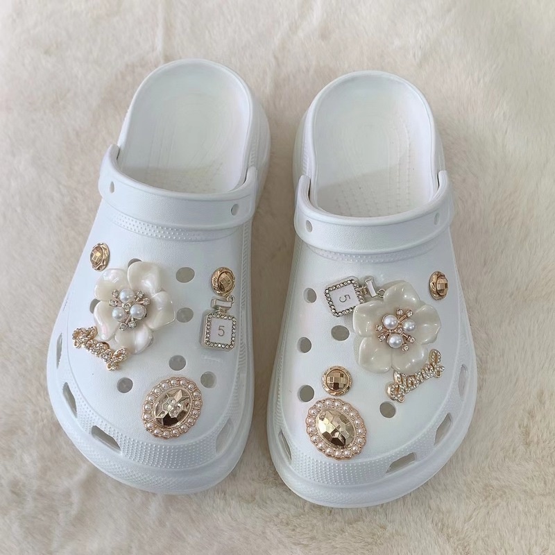 Bộ Phụ Kiện Hạt Ngọc Trai Làm Giày Crocs DIY Có Khóa Cài Có Thể Tháo Rời Làm Quà Tặng Cho Bạn