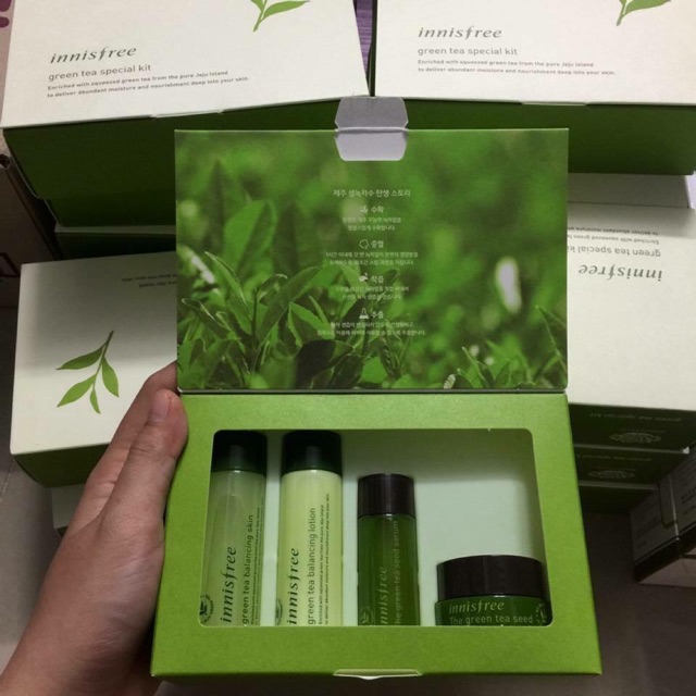 Set dưỡng da Trà xanh Mini