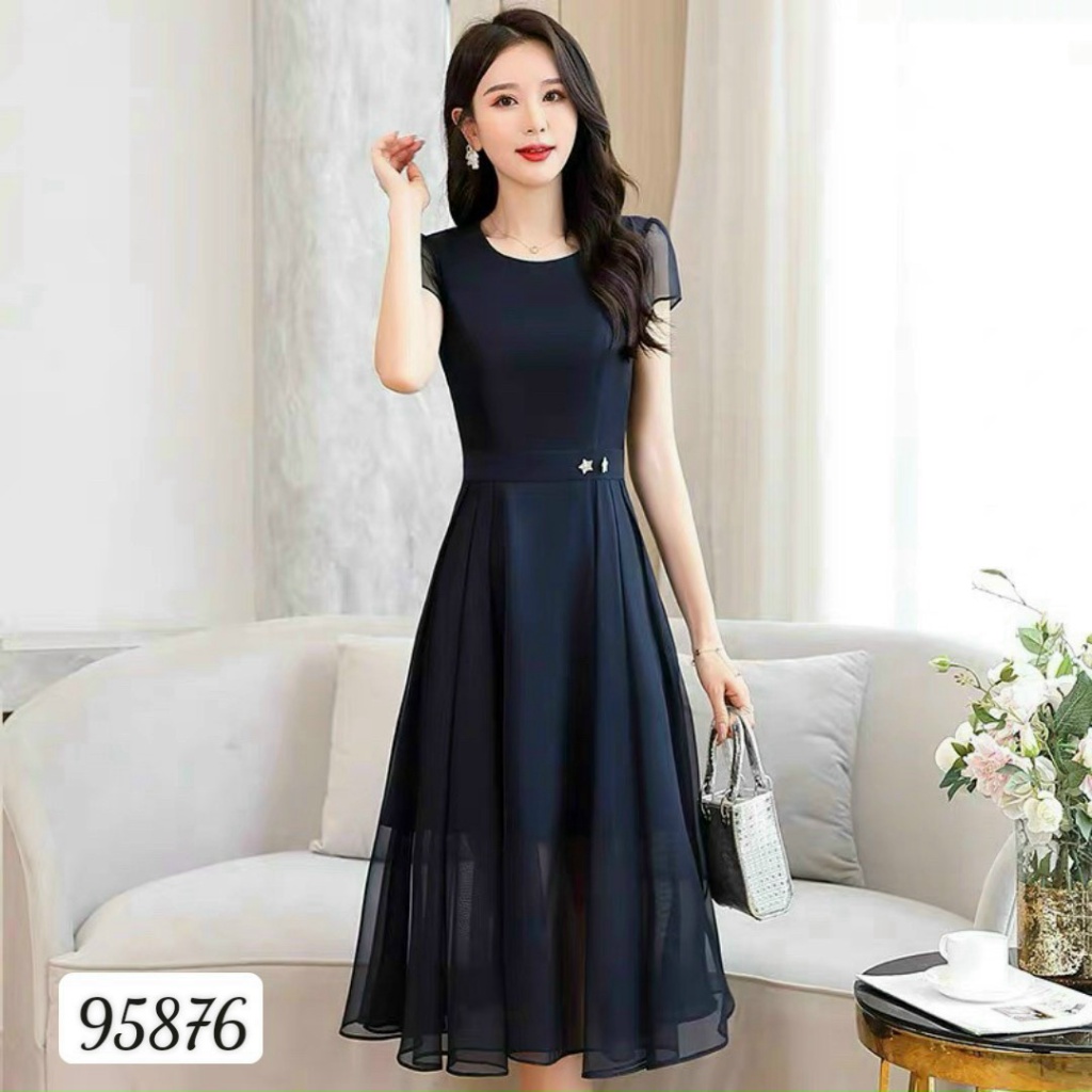 (Y HÌNH) ĐẦM SUÔNG TAY NGẮN ĐÍNH CƯỜM SANG TRỌNG TÔN DÁNG SÀNH ĐIỆU CHO CÁC QUÝ BÀ baovyshop