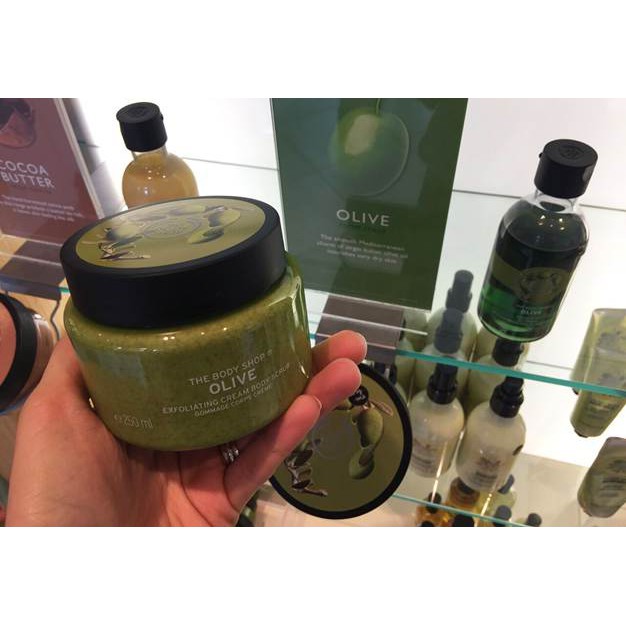 Tẩy da chết cho cơ thể The Body Shop Body Scrub giúp da mềm mướt, bóng khoẻ, sáng mịn 250ML