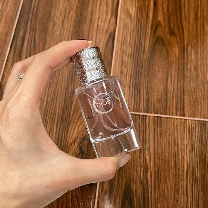 Bộ 4 Lọ Nước Hoa Dior Cao Cấp Sang Trọng | BigBuy360 - bigbuy360.vn