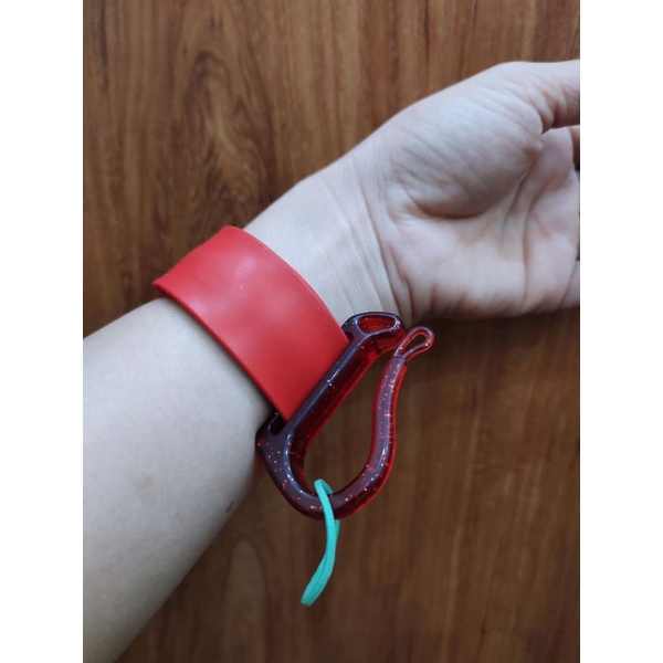 Vòng tay đeo chun nịt