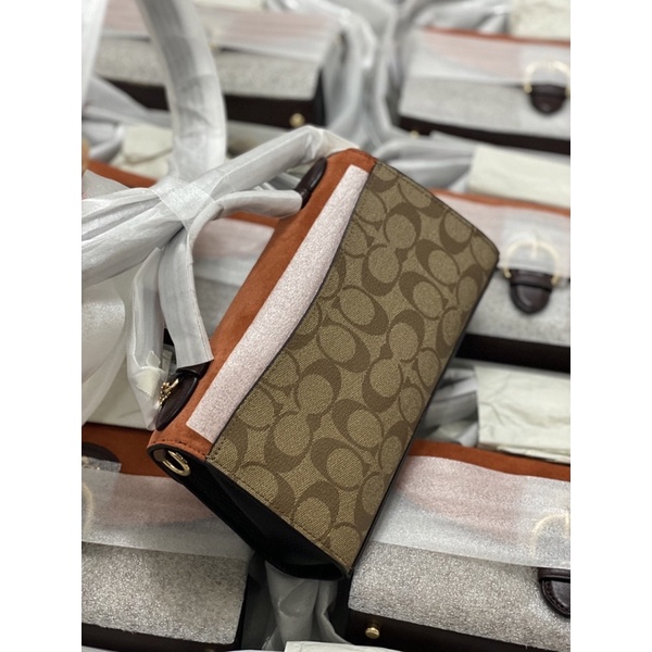 Túi Coach auth sale