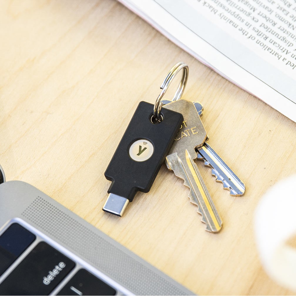 Khoá bảo mật Yubikey 5C NFC