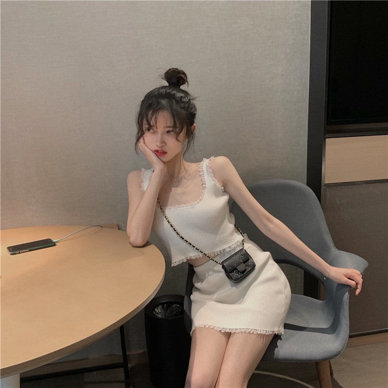 Set áo hai dây và chân váy ngắn lưng cao thời trang mùa hè mới cho nữ