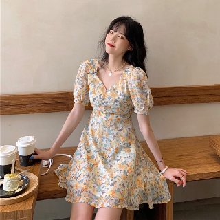 Váy hoa dáng xoè dịu dàng