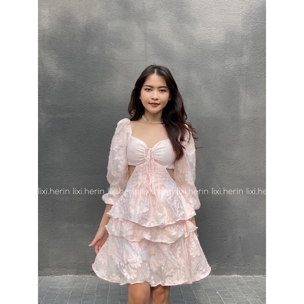 Đầm thiên nga trắng khoét eo tùng xếp tầng thời trang dự tiệc daoh phố cực xinh  SWAN DRESS | BigBuy360 - bigbuy360.vn