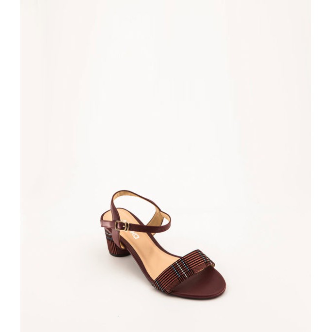 Sandal gót tròn Ivanka SD002DO