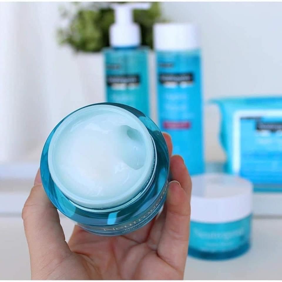 Kem dưỡng da Neutrogena aqua