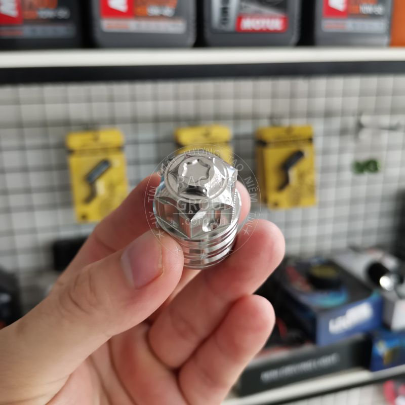 Chụp giò đạp Salaya inox 304 mẫu sao cao cấp gắn được cho nhiều dòng xe máy Wave, Sirius, Winner, Exciter, Raider,...