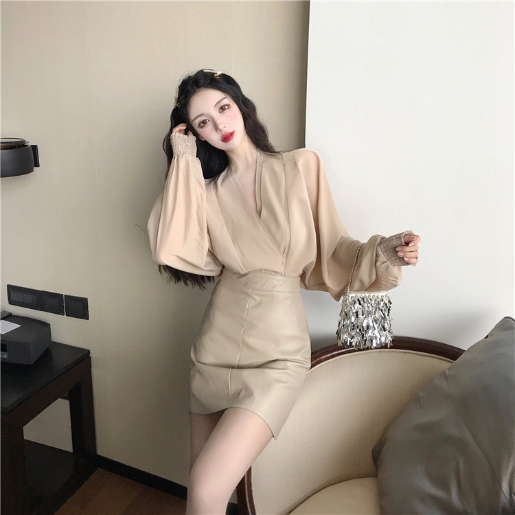 ( SẴN )SET ÁO SƠ MI TAY BỒNG CỔ CHỮ V & CVAY DA CẠP CAO