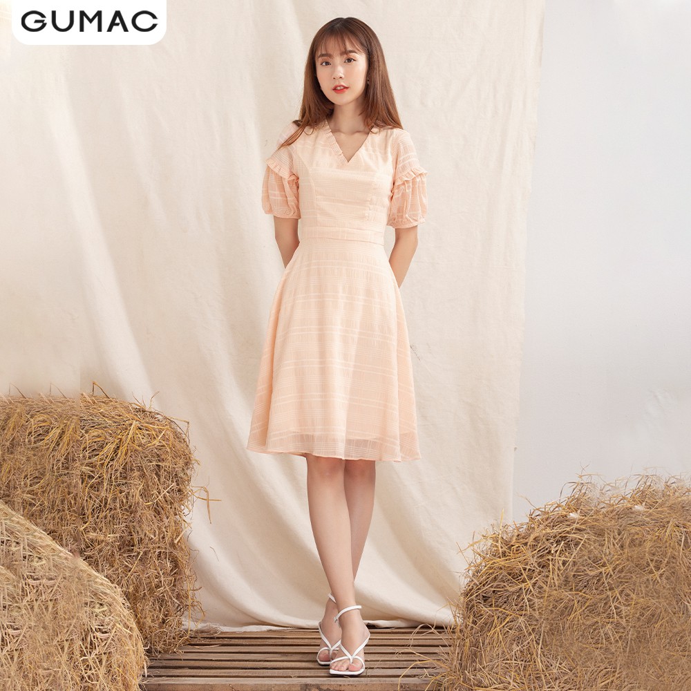 Đầm cổ V xếp bèo GUMAC DA1001 | BigBuy360 - bigbuy360.vn
