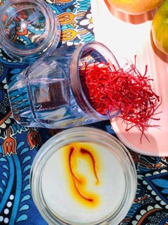 SAFFRON NGÂM CHANH ĐÀO MẬT ONG