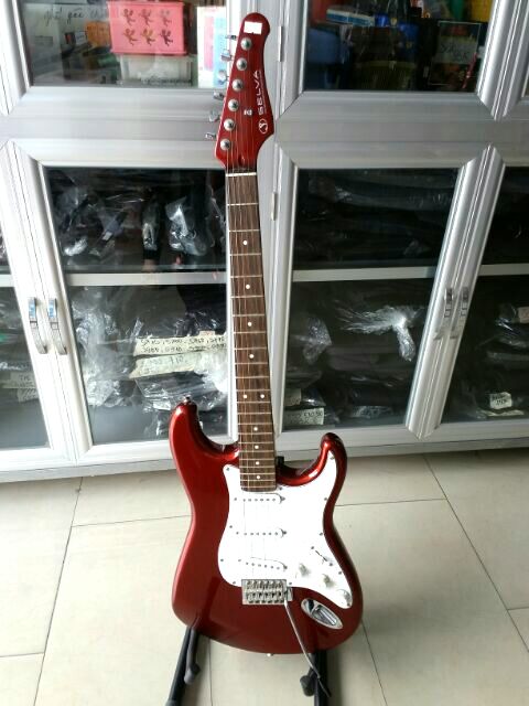 Đàn Guitar điện Fender