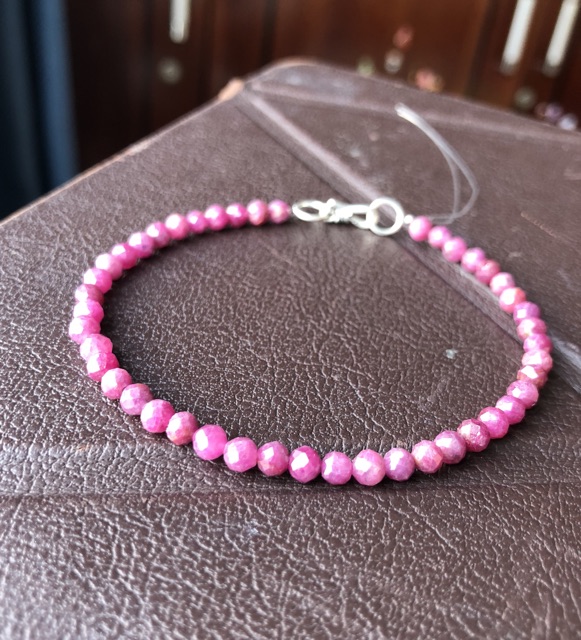 Vòng tay hồng ngọc giác 4.3 li