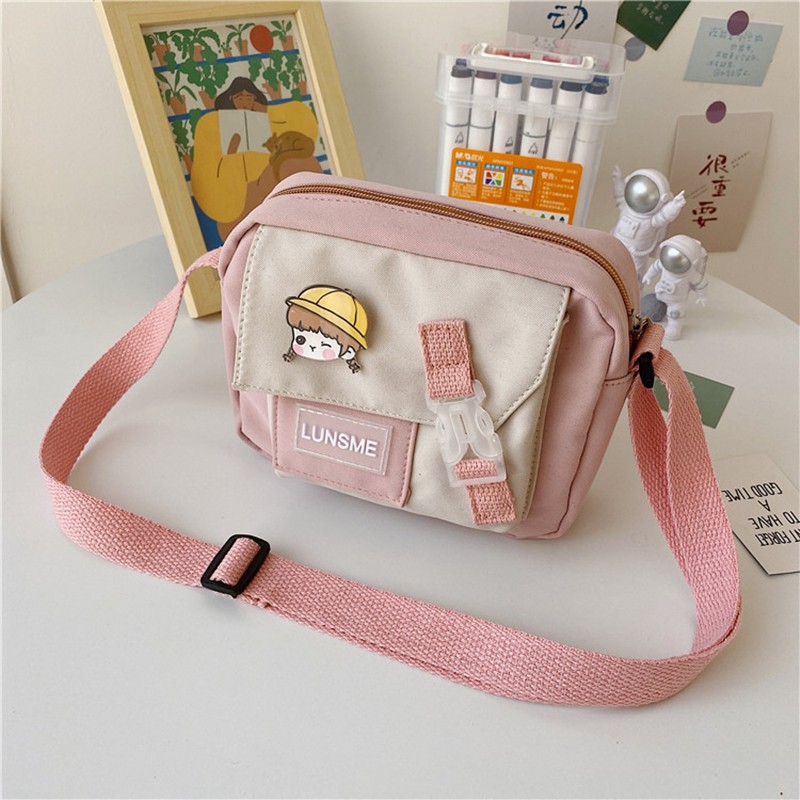 Túi xách đeo chéo kiểu dáng thời trang xinh xắn cho nữ | BigBuy360 - bigbuy360.vn