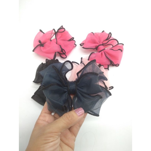 Set 2 nơ ren trang trí giày nhựa đi mưa trang trí giày