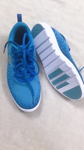 Giày thể thao IKen