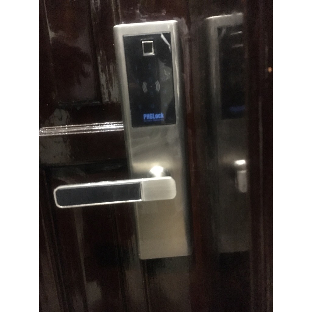 Khóa mã số,thẻ từ cho cửa gỗ PHGLock™ - KR8161 chính hãng bảo hành 24 tháng .
