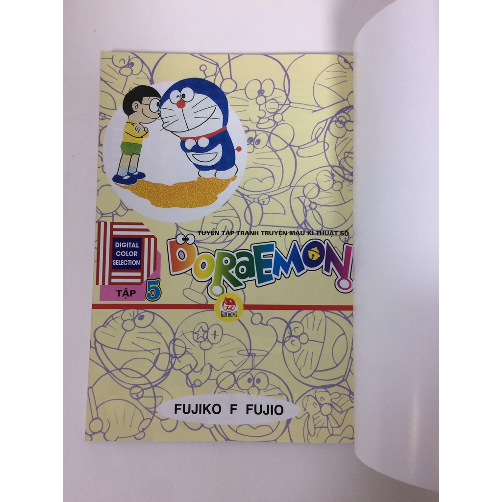 Sách - Doraemon tuyển tập tranh truyện màu kĩ thuật số - Tập 5