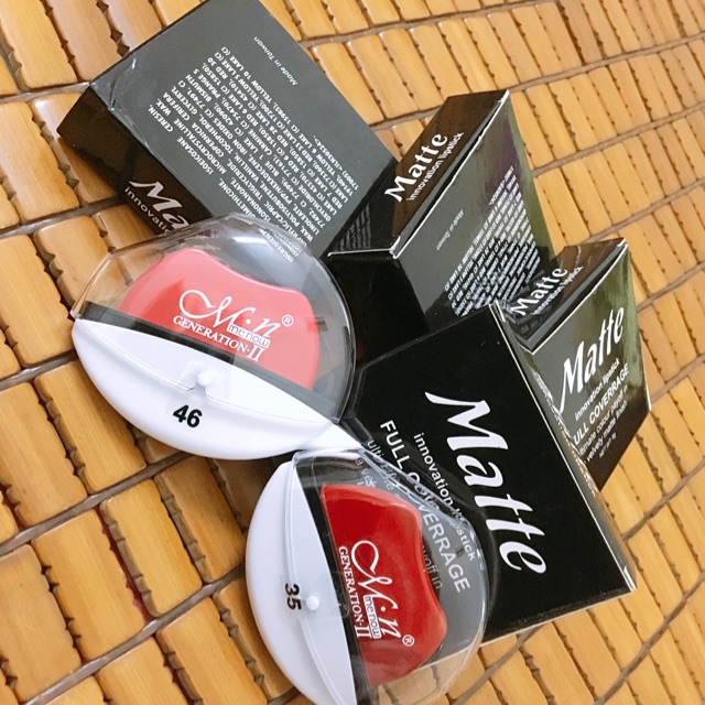Son bặm môi
