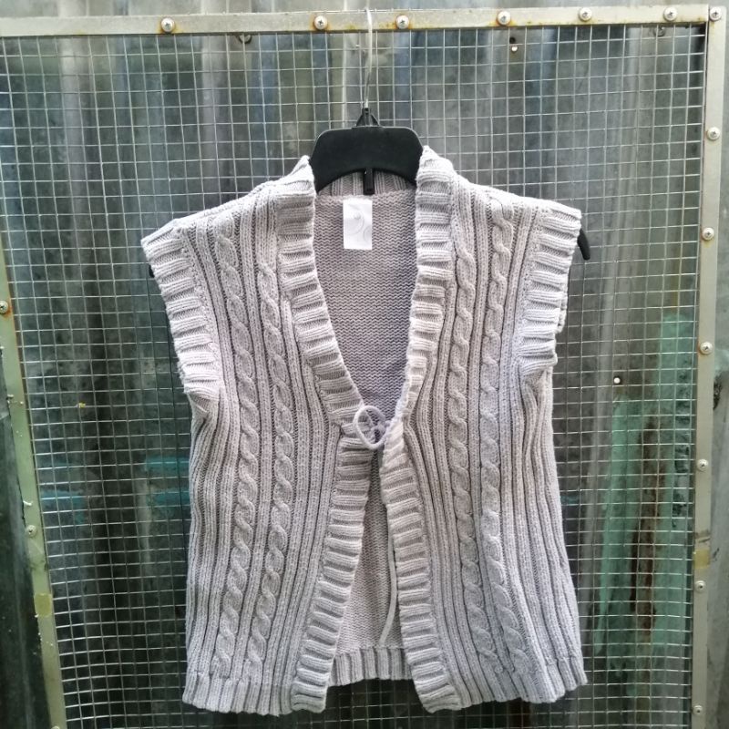 Áo khoác len sát nách Nhật Secondhand. 1301