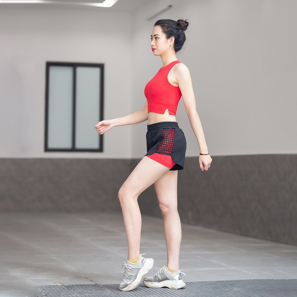 Bộ tập aerobics đẹp, phù hợp cả tập gym, yoga, hay chạy bộ và các hoạt động ngoài trời khác (Boxer Laze - Bra MixTop)