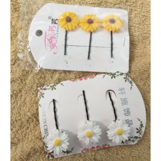 Vỉ 3 Kẹp tóc hoa cúc họa mi (vàng/trắng)