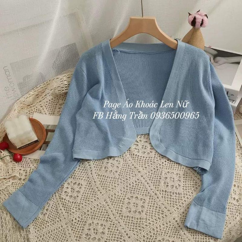 Áo khoác len cardigan dáng lửng mix đầm không cút.
