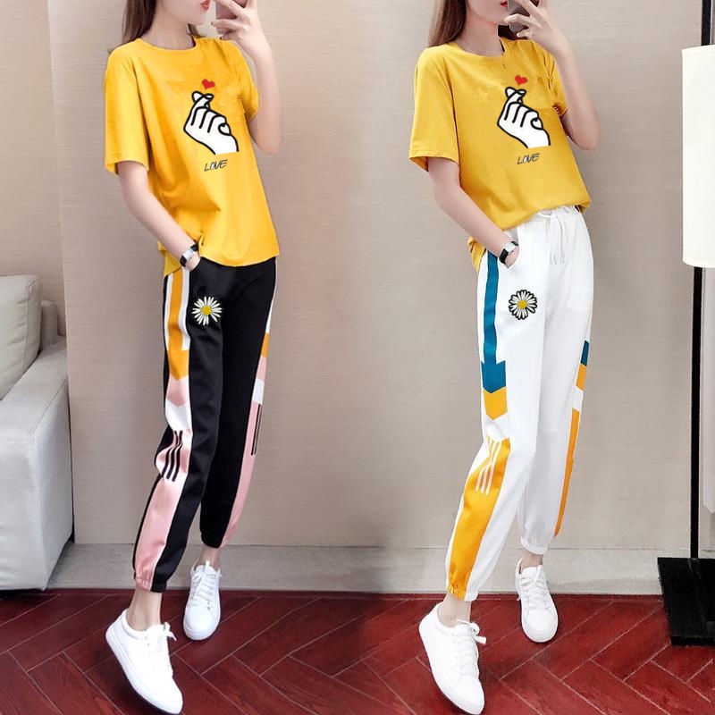 Bộ Đồ Thể Thao Dáng Rộng Thiết Kế Mới Thời Trang Mùa Hè Theo Phong Cách Hàn Quốc Dành Cho Nữ