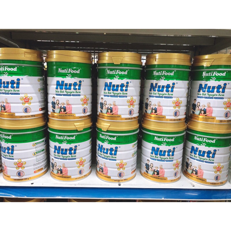 Sữa bột Nuti nguyên kem 900g_ dành cho mọi lứa tuổi( date luôn mới)