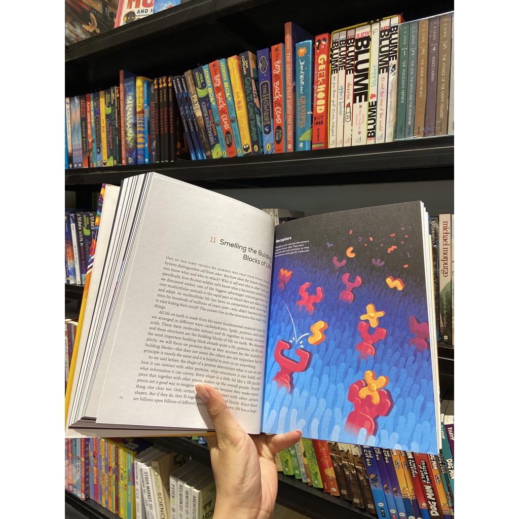 Sách - Immune by Philipp Dettmer