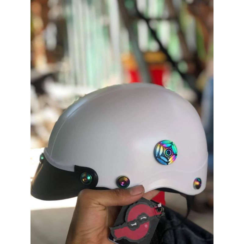 Ốc titan 6li15 gắn dàn áo ốp pô bảng tên carte mọi loại xe