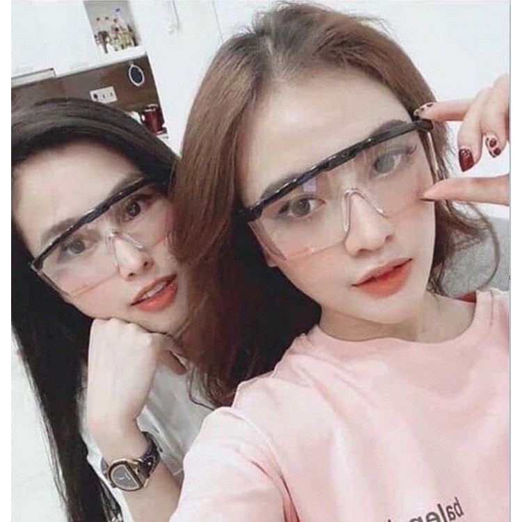 Combo 5 Khẩu Trang Vải Kháng Khuẩn Hanosimex, Kính Không Số Phòng Dịch Hiệu Quả