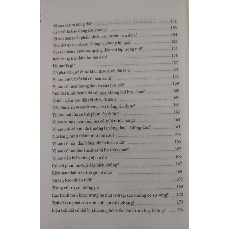 Sách - 10 Vạn Câu Hỏi Vì Sao Trẻ Hay Hỏi Nhất - Thế Giới Động Vật; Trái Đất - Địa Lý - Vũ Trụ