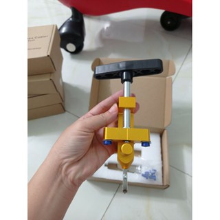 Dụng cụ đa năng cắt kính, gạch