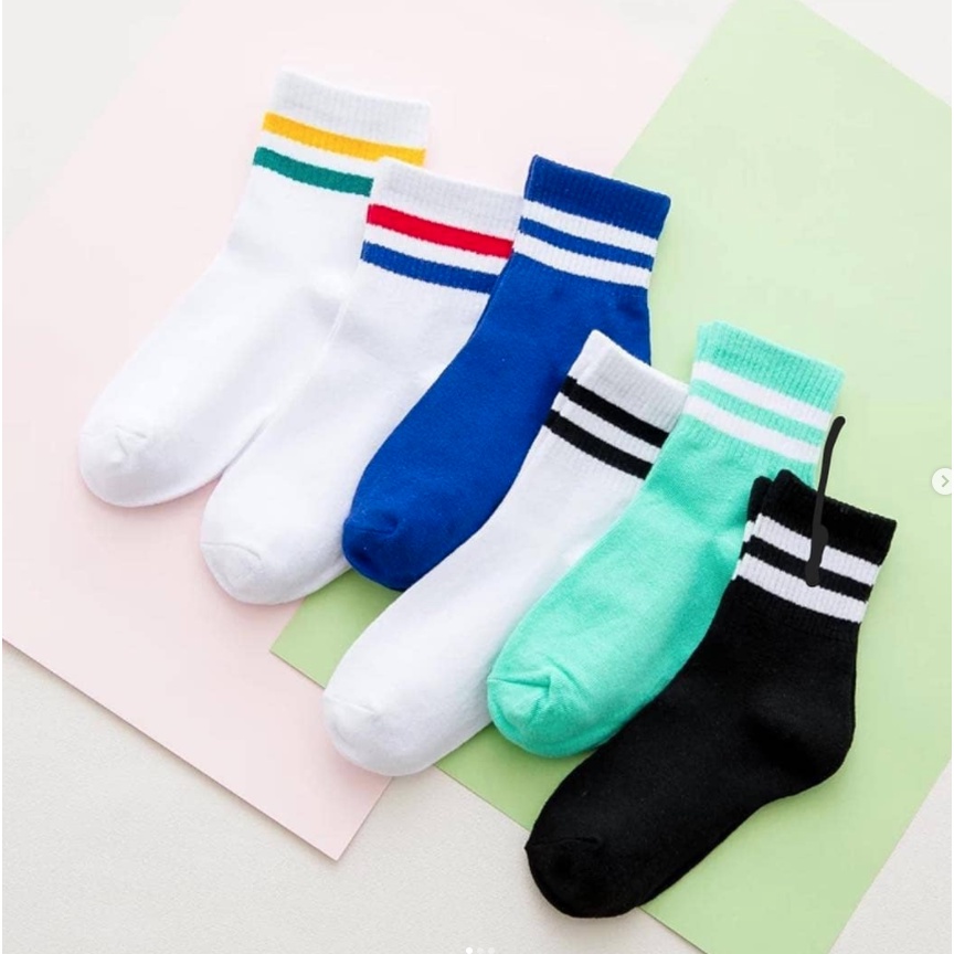 Tất cao cổ kẻ 2 sọc ngang phong cách Hàn Quốc