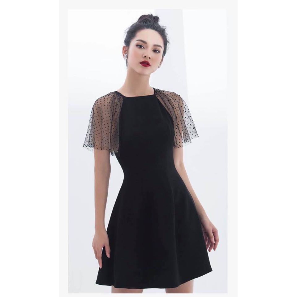 Đầm dáng xoè phối tay lưới bi