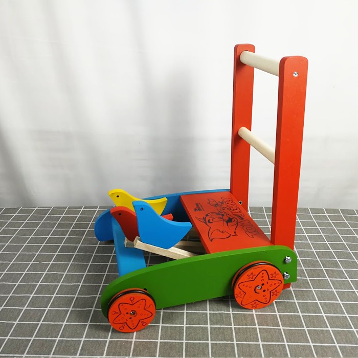 Xe tập đi hình con gà băng gỗ cho bé 2x Mart