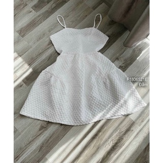 Đầm xòe xốp trắng 2 dây!